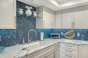 1100 Benjamin Franklin Dr, Sarasota, FL 34236 - Photo 34