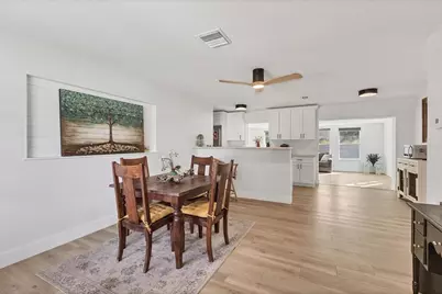 4970 Brookmeade Drive, Sarasota, FL 34232 - Photo 6