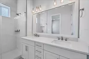 2340 Lindstrom St, Sarasota, FL 34237 - Photo 18