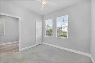 2340 Lindstrom St, Sarasota, FL 34237 - Photo 30