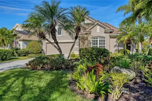 6519 Oakland Hills Dr, Lakewood Ranch, FL 34202 - Photo 2