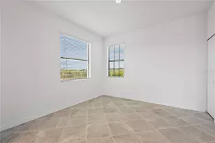 5608 Summit Pointe Circle, Bradenton, FL 34210 - Photo 12