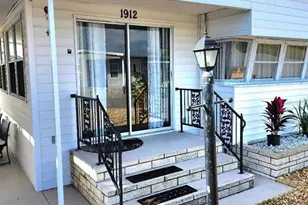 1912 Iowa Ave, Bradenton, FL 34207 - Photo 4