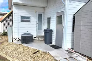 1912 Iowa Ave, Bradenton, FL 34207 - Photo 6