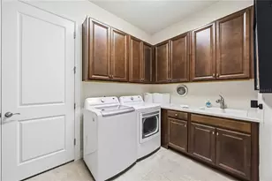 5400 Manchini St, Sarasota, FL 34238 - Photo 12