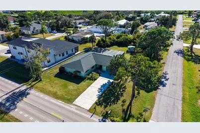 4250 Shamrock Drive, Venice, FL 34293 - Photo 6