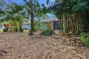 331 Bearded Oaks Cir, Sarasota, FL 34232 - Photo 22