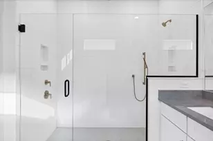 17920 Palmiste Dr, Bradenton, FL 34202 - Photo 26