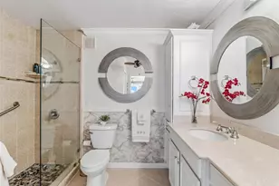 19 Whispering Sands Dr, Sarasota, FL 34242 - Photo 24