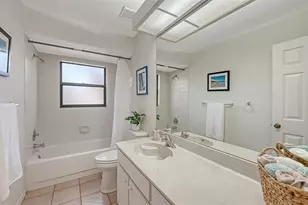 4716 Oak Forest Dr W, Sarasota, FL 34231 - Photo 14