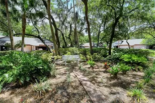 4716 Oak Forest Dr W, Sarasota, FL 34231 - Photo 22