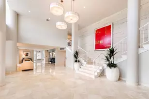 2301 Gulf of Mexico Dr, Longboat Key, FL 34228 - Photo 32