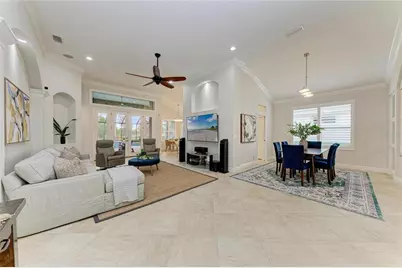 7423 Lake Forest Glen, Lakewood Ranch, FL 34202 - Photo 14