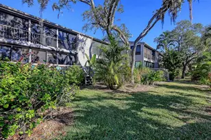 1519 Clower Creek Dr, Sarasota, FL 34231 - Photo 30