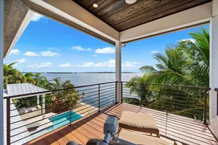 511 Bayview Dr, Holmes Beach, FL 34217 - Photo 60