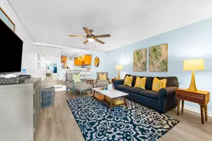 102 68th St, Holmes Beach, FL 34217 - Photo 24