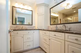 1200 E Peppertree Ln, Sarasota, FL 34242 - Photo 40