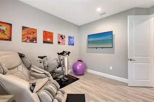 10193 Canaveral Cir, Sarasota, FL 34241 - Photo 24