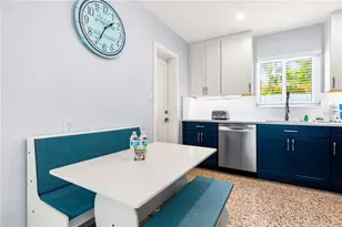 1136 Seaside Dr, Sarasota, FL 34242 - Photo 32