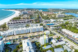 1136 Seaside Dr, Sarasota, FL 34242 - Photo 52