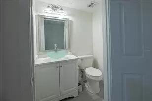 244 Amherst Ave, Sarasota, FL 34232 - Photo 6