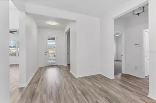 4806 Lake Breeze Terrace, Sarasota, FL 34243 - Photo 4