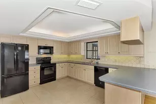 4136 Wake Ave, Sarasota, FL 34241 - Photo 14