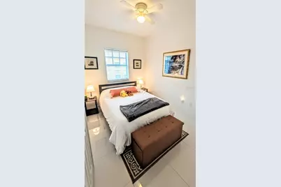 1064 N Tamiami Trail #1606, Sarasota, FL 34236 - Photo 14
