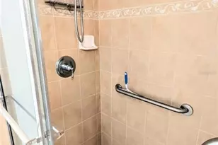 1064 N Tamiami Trl, Sarasota, FL 34236 - Photo 10