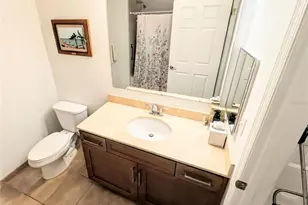 1064 N Tamiami Trl, Sarasota, FL 34236 - Photo 16