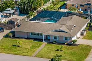 2003 49th St W, Bradenton, FL 34209 - Photo 2