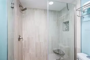 1087 Lake House Cir, Sarasota, FL 34242 - Photo 20