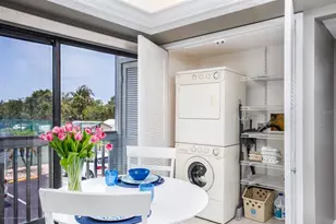 1087 Lake House Cir, Sarasota, FL 34242 - Photo 14