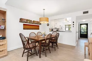 1519 Pelican Point Dr, Sarasota, FL 34231 - Photo 10