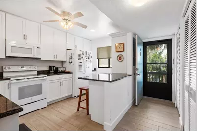 1519 Pelican Point Drive #288, Sarasota, FL 34231 - Photo 4