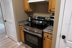 10414 Villa View Cir, Tampa, FL 33647 - Photo 16