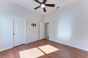 217 39th St NE, Bradenton, FL 34208 - Photo 48