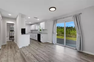 2057 Linwood Dr, Sarasota, FL 34232 - Photo 10