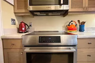 1221 N Palm Ave, Sarasota, FL 34236 - Photo 8