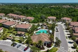 2844 Esmeralda Dr, Sarasota, FL 34243 - Photo 32