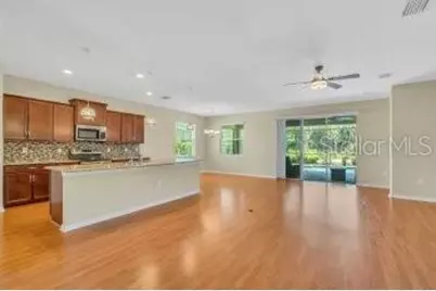 2844 Esmeralda Drive, Sarasota, FL 34243 - Photo 4