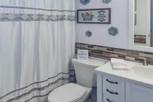 5052 Marsh Field Rd, Sarasota, FL 34235 - Photo 8