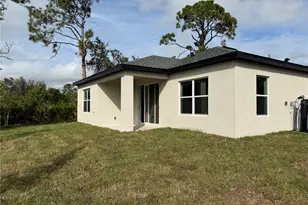 1047 Comfort Ln, North Port, FL 34288 - Photo 38