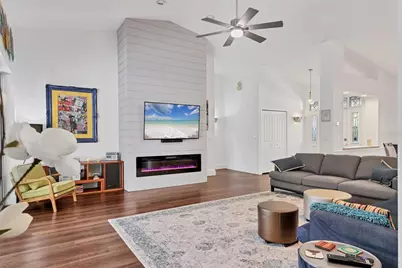 4305 Highland Oaks Circle, Sarasota, FL 34235 - Photo 10