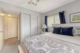 3647 Lake Bayshore Dr, Bradenton, FL 34205 - Photo 22