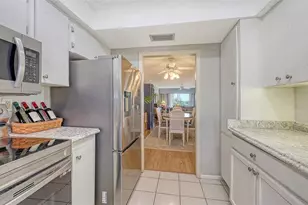 3647 Lake Bayshore Dr, Bradenton, FL 34205 - Photo 14