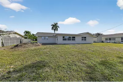6224 7th Avenue Drive W, Bradenton, FL 34209 - Photo 4