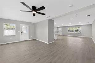 6224 7th Ave Dr W, Bradenton, FL 34209 - Photo 8
