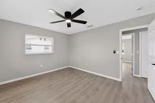 6224 7th Ave Dr W, Bradenton, FL 34209 - Photo 6