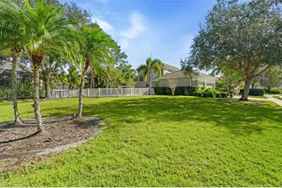 6470 Indigo Bunting Place, Lakewood Ranch, FL 34202 - Photo 54